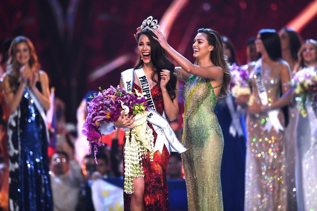 2018 | MISS UNIVERSE | CATRIONA GRAY - Page 10 AFP-Catriona-Gray-Crown-Decemeber-17-2018_8702819CDF3F439BACCAD5F2BFE60B09
