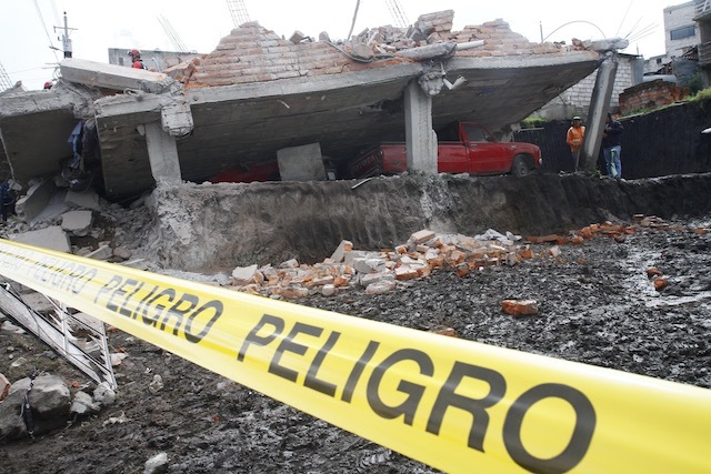 Earthquake quito