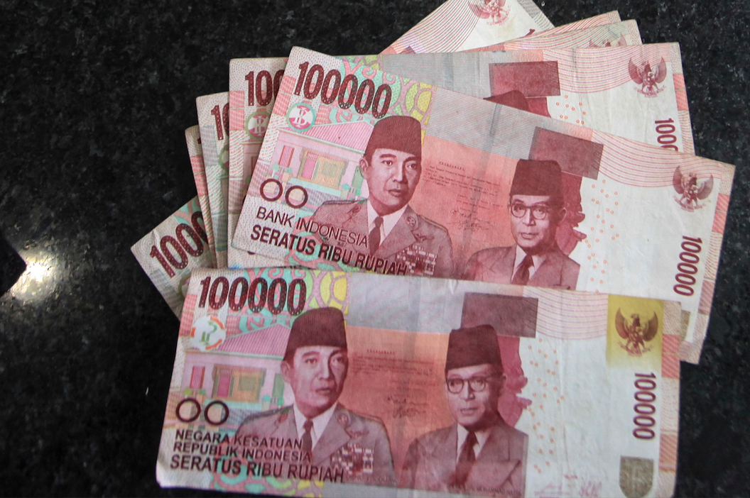 Bank Indonesia Tidak ada gambar  palu arit pada pecahan 