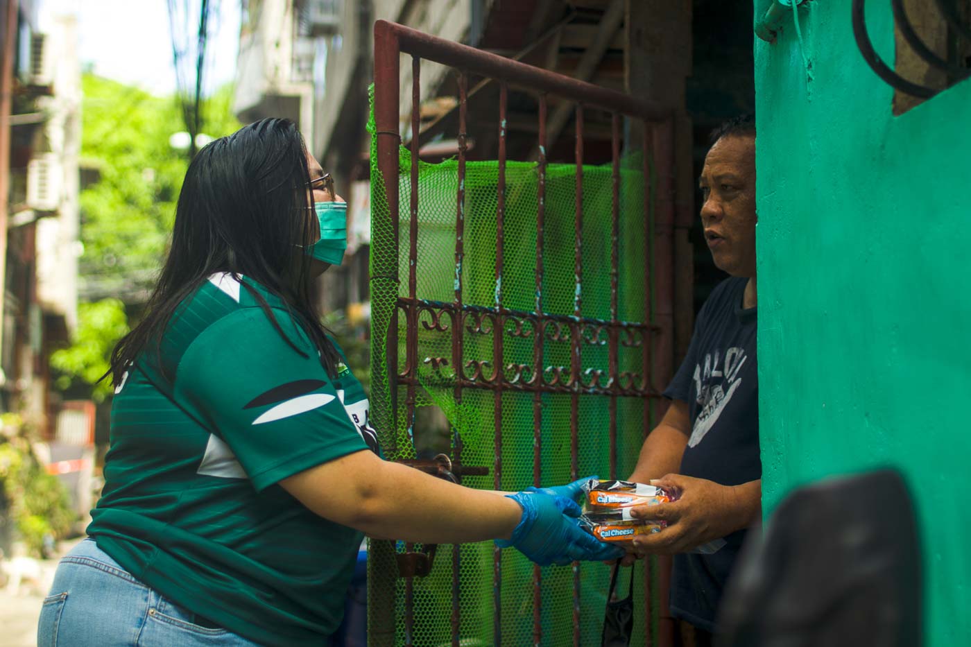 ‘Ambag ng kabataan’: Pasig youth help neediest in barangay during pandemic