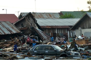 Indonesia Tsunami Worsened By Shape Of Palu Bay Scientists