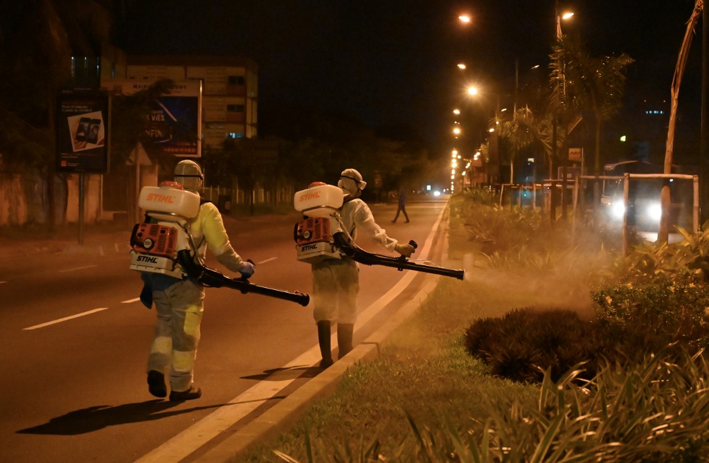 Crowd in Ivory Coast destroys coronavirus test center