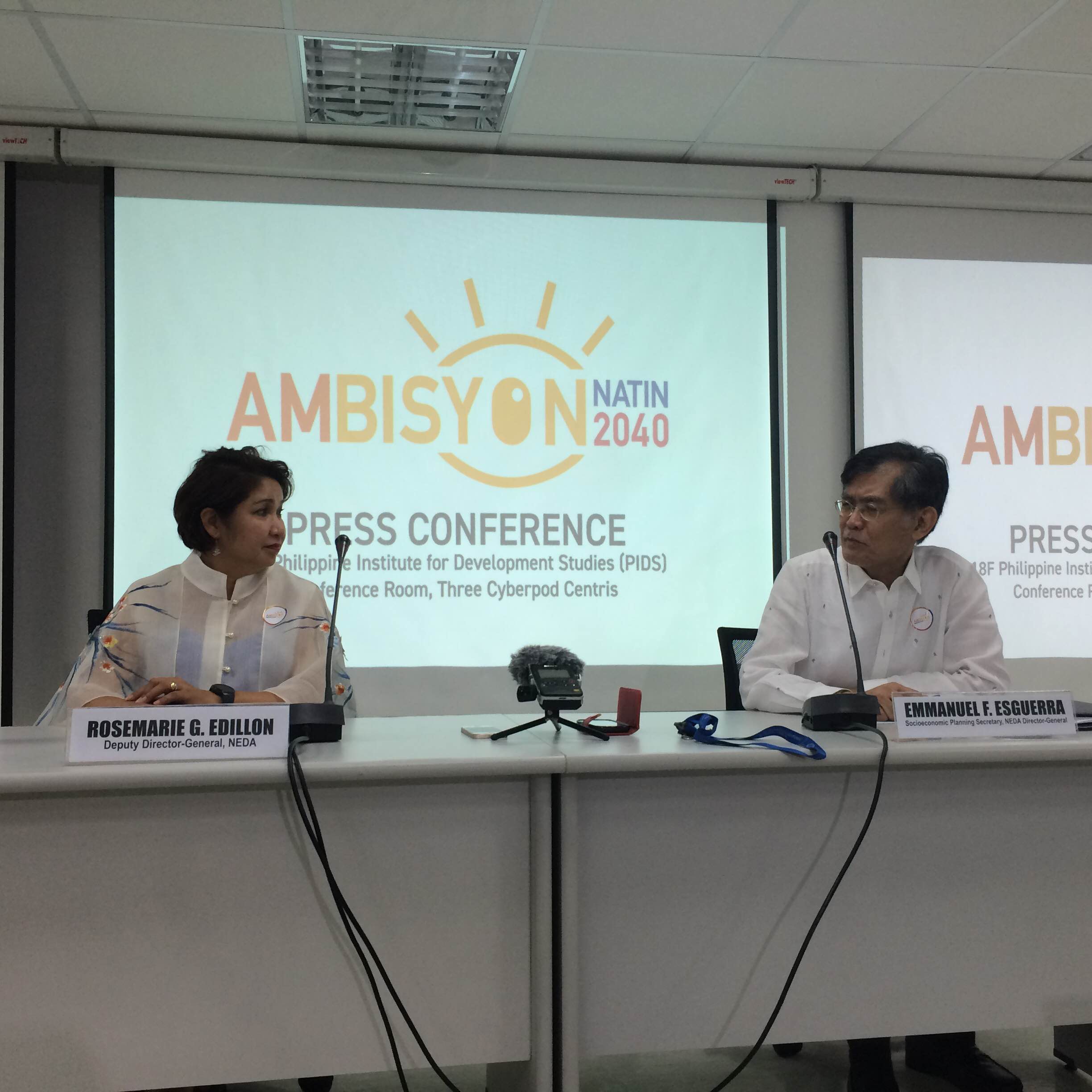 Are jon und neda noch aus dem Jahr 2016