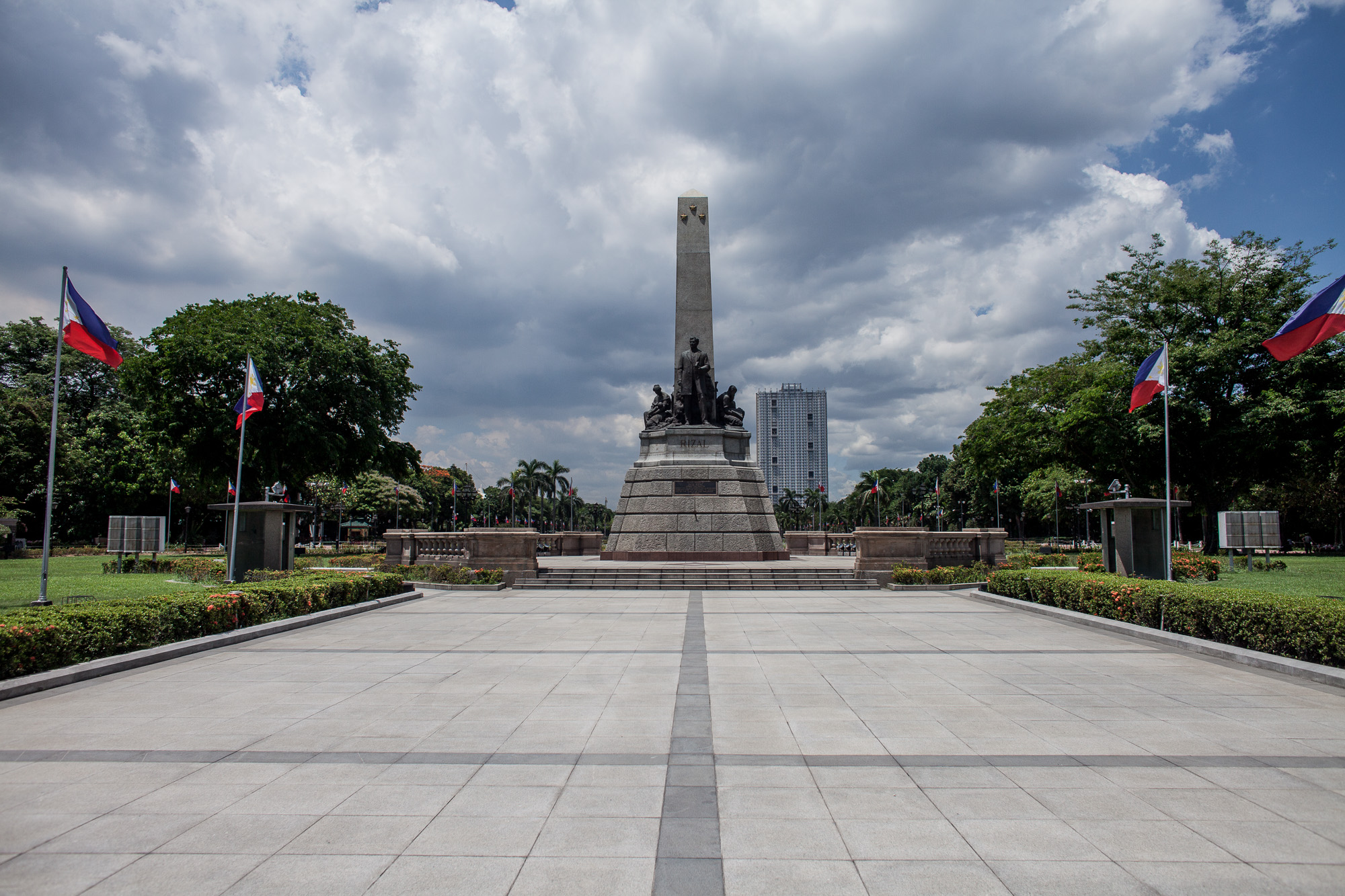 MONUMENTS: 'The Manila of our affections'