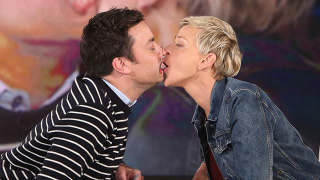 watch jimmy fallon ellen degeneres kiss after golden globes themed